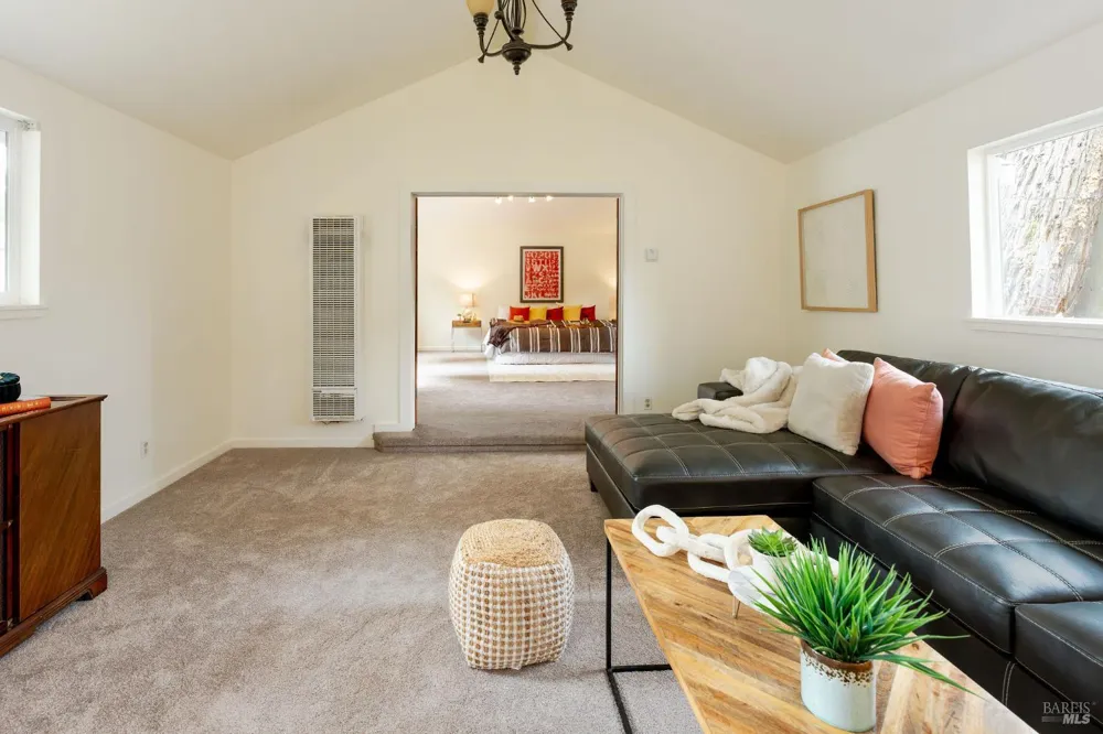 1901 Hwy 116 S Sebastopol, CA 95472