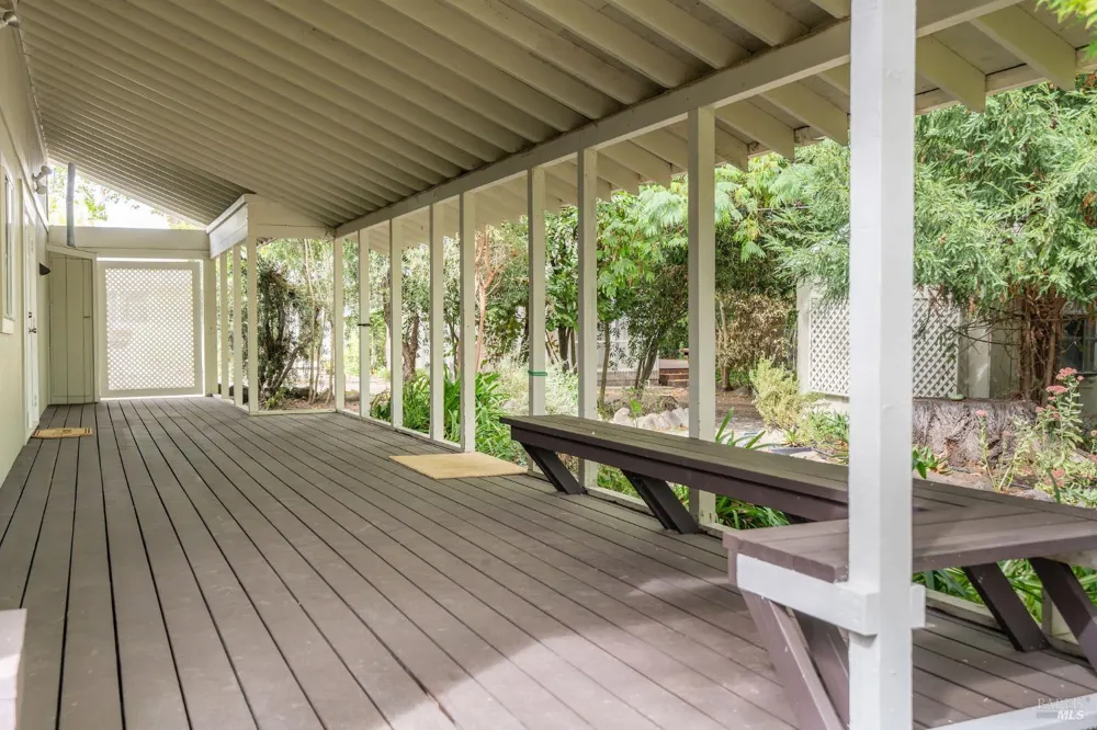 1901 Hwy 116 S Sebastopol, CA 95472