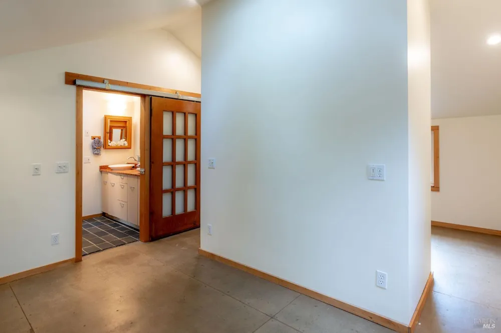 1901 Hwy 116 S Sebastopol, CA 95472
