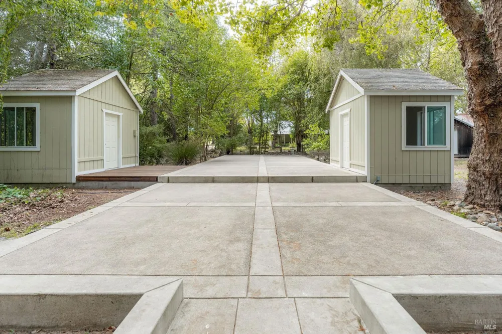 1901 Hwy 116 S Sebastopol, CA 95472