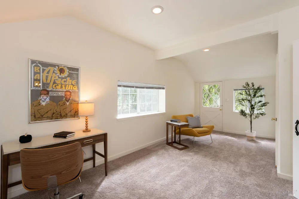 1901 Hwy 116 S Sebastopol, CA 95472