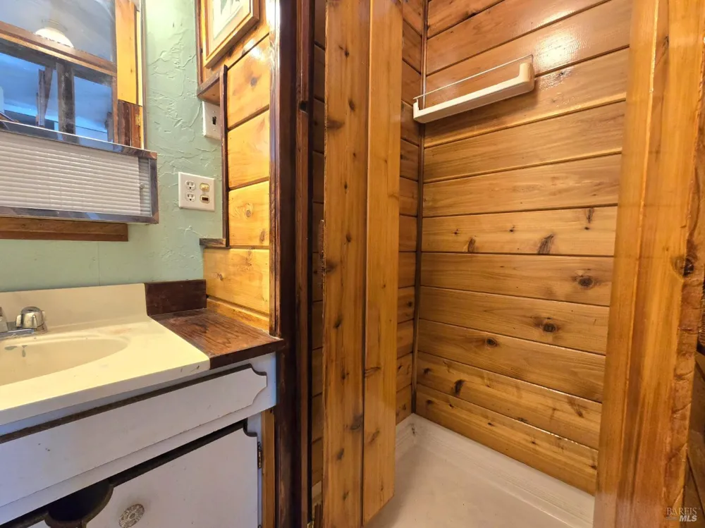 20851 Locust Street Willits, CA 95490