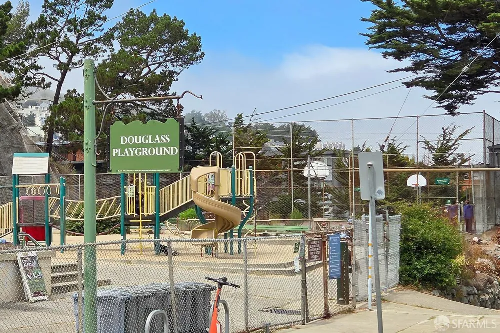 791 27th Street San Francisco, CA 94131