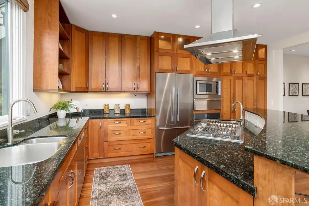 791 27th Street San Francisco, CA 94131
