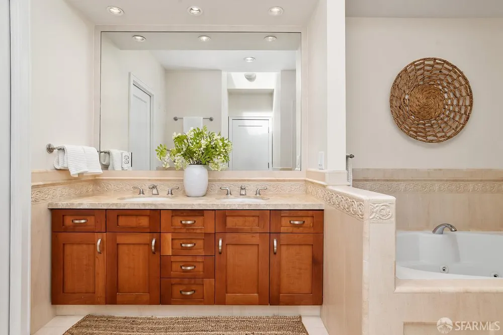 791 27th Street San Francisco, CA 94131