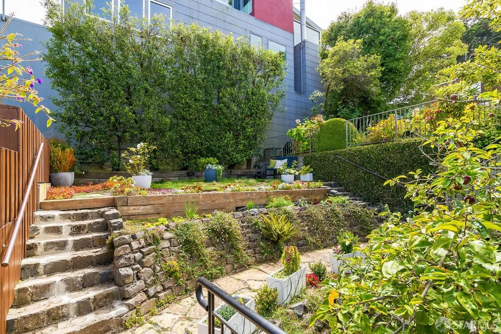 791 27th Street San Francisco, CA 94131