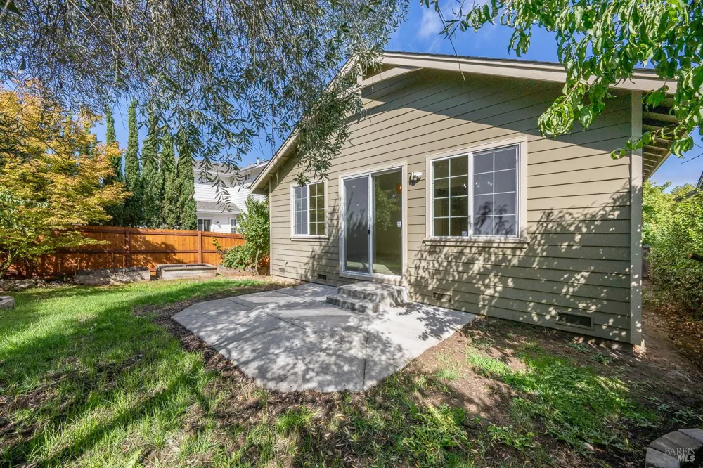 4707 Venti Lane Santa Rosa, CA 95409