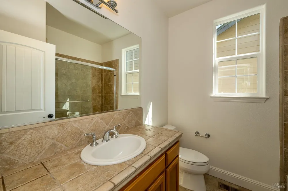 4707 Venti Lane Santa Rosa, CA 95409