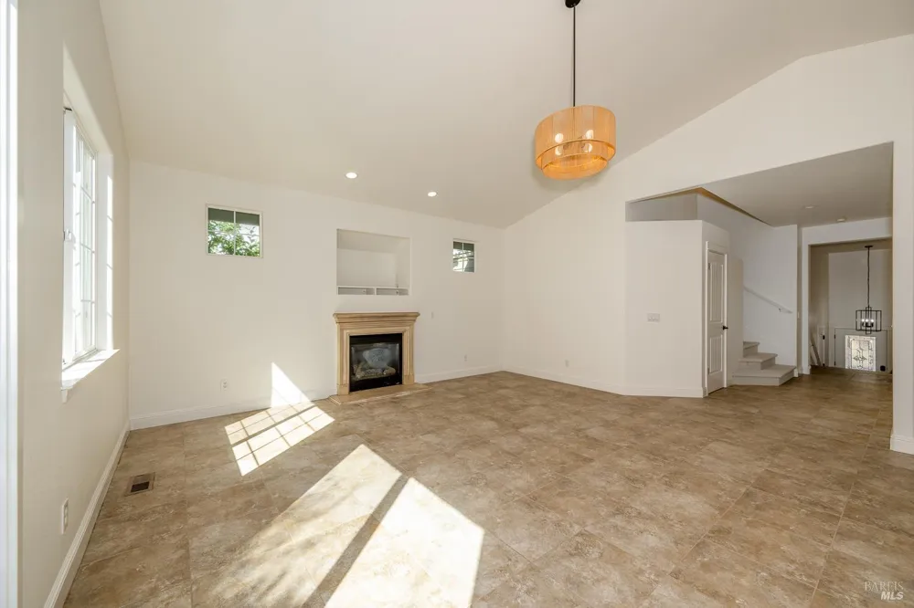 4707 Venti Lane Santa Rosa, CA 95409