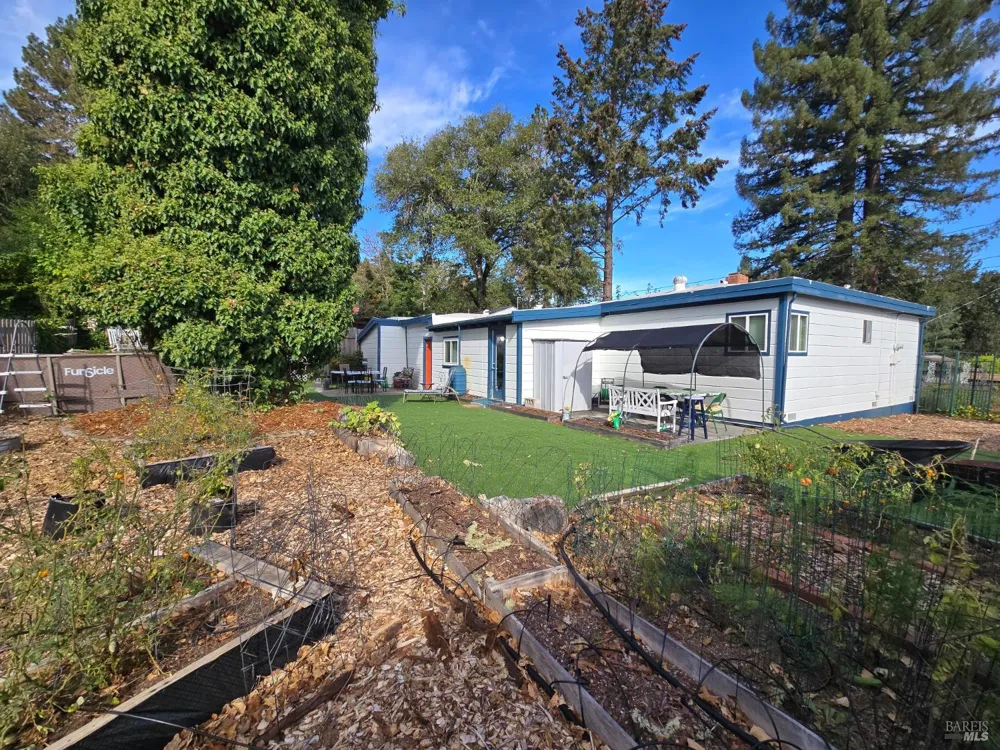 321 Pine Street Willits, CA 95490