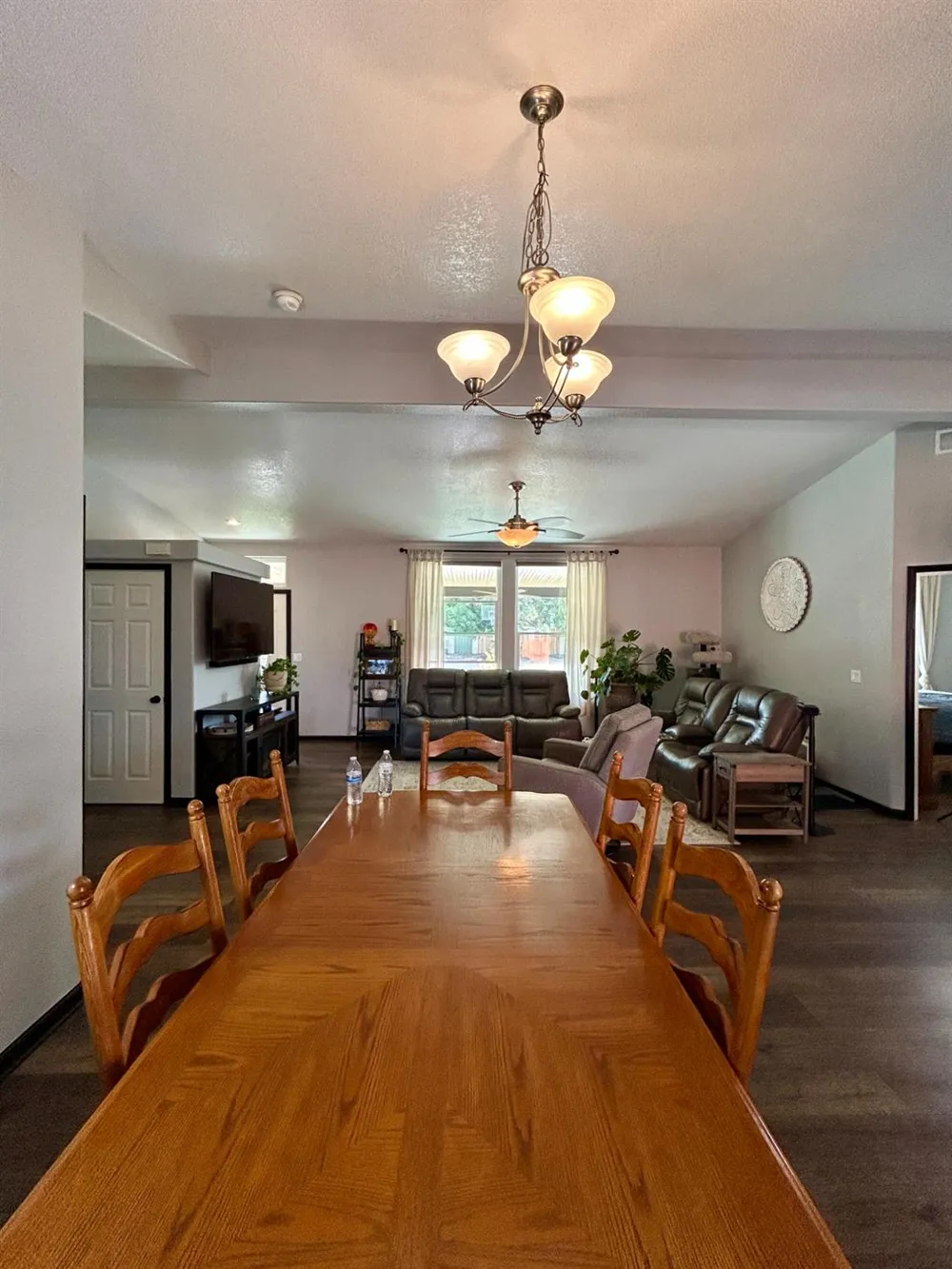 740 Lucas St Arbuckle, CA 95912