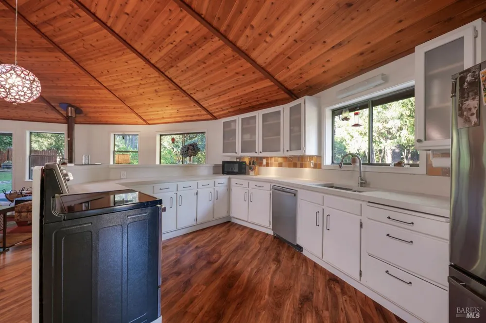4565 Mill Creek Road Healdsburg, CA 95448
