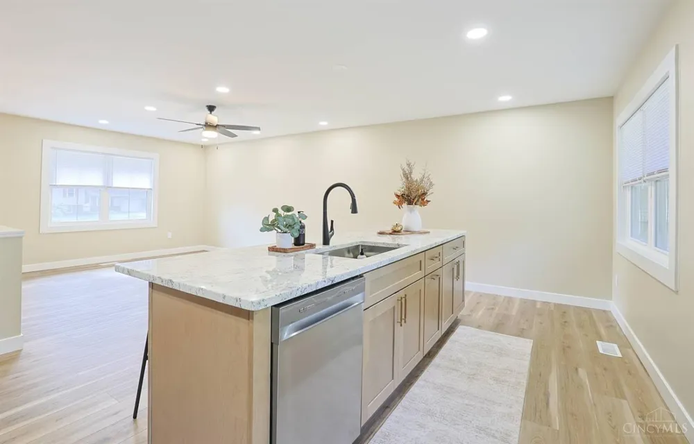 1492 Rolling Knoll Drive Goshen, OH 45140