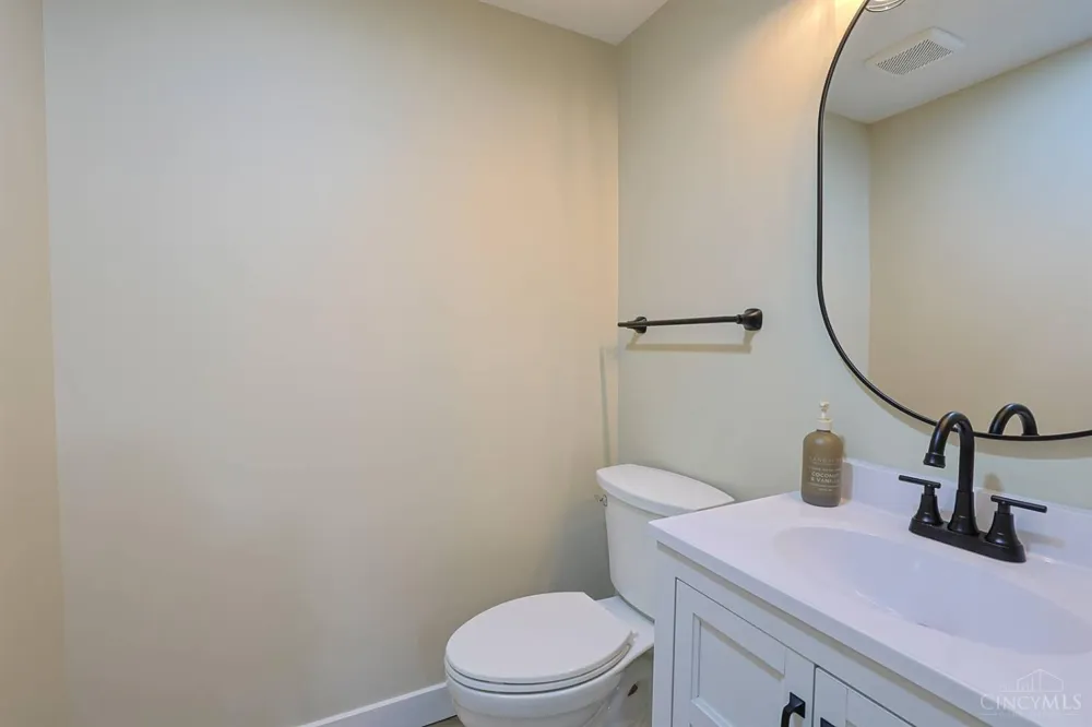 1492 Rolling Knoll Drive Goshen, OH 45140