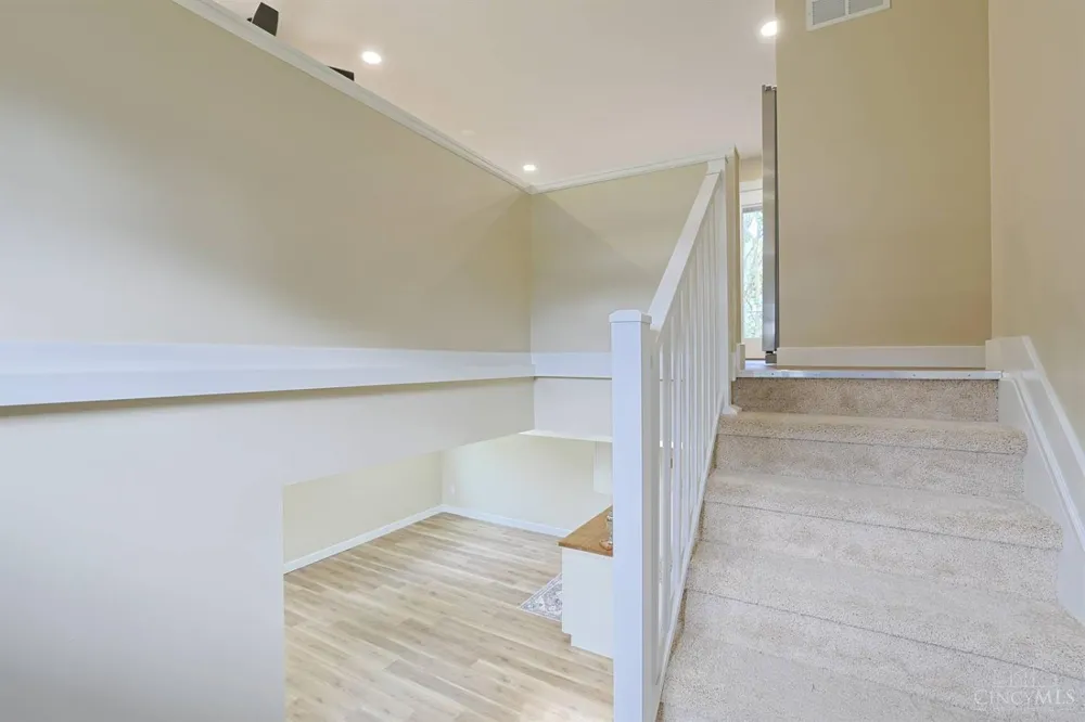 1492 Rolling Knoll Drive Goshen, OH 45140