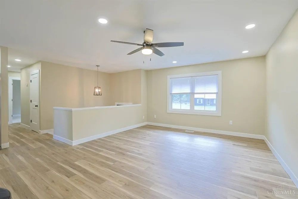 1492 Rolling Knoll Drive Goshen, OH 45140