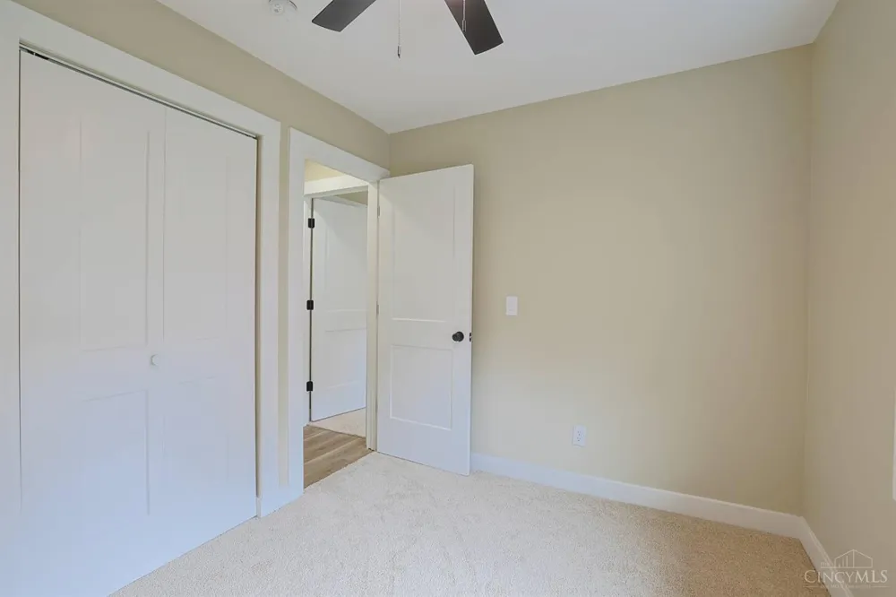 1492 Rolling Knoll Drive Goshen, OH 45140