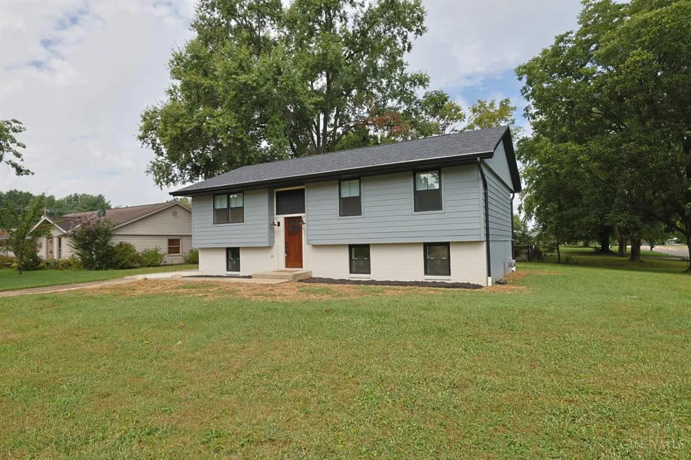 1492 Rolling Knoll Drive Goshen, OH 45140