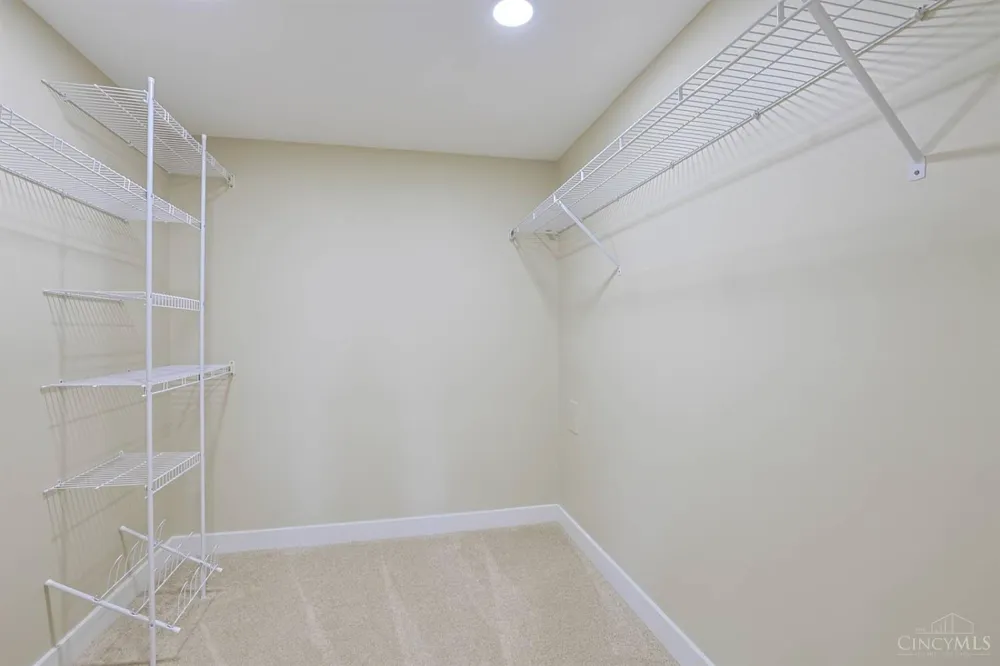 1492 Rolling Knoll Drive Goshen, OH 45140