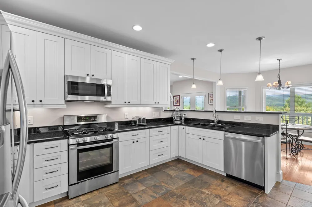 Carpenter Rd Otto, NC 28763