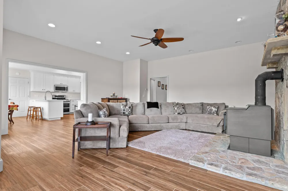Carpenter Rd Otto, NC 28763
