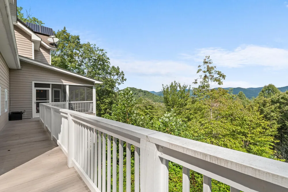 Carpenter Rd Otto, NC 28763