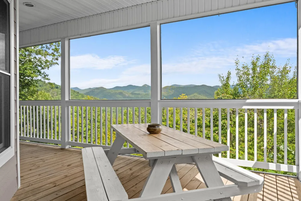 Carpenter Rd Otto, NC 28763