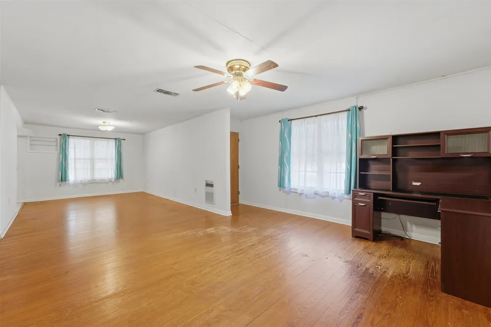 520 Seydler Street Gonzales, TX 78629