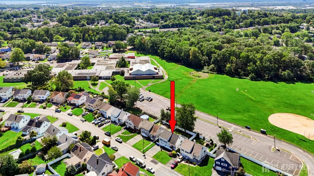 42 Jonquil Circle Fords, NJ 08863