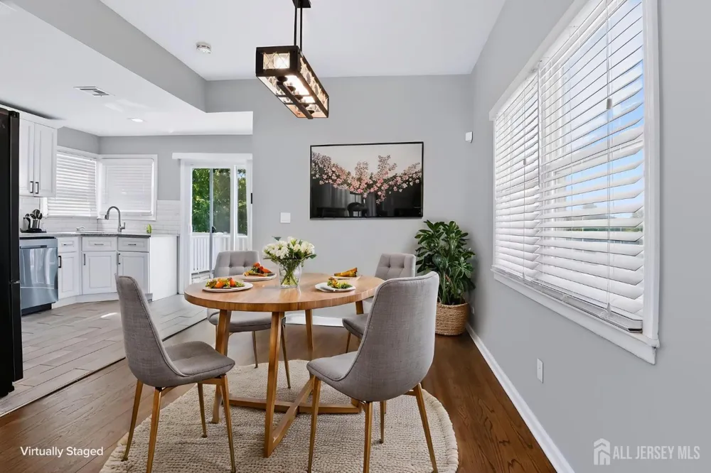 42 Jonquil Circle Fords, NJ 08863