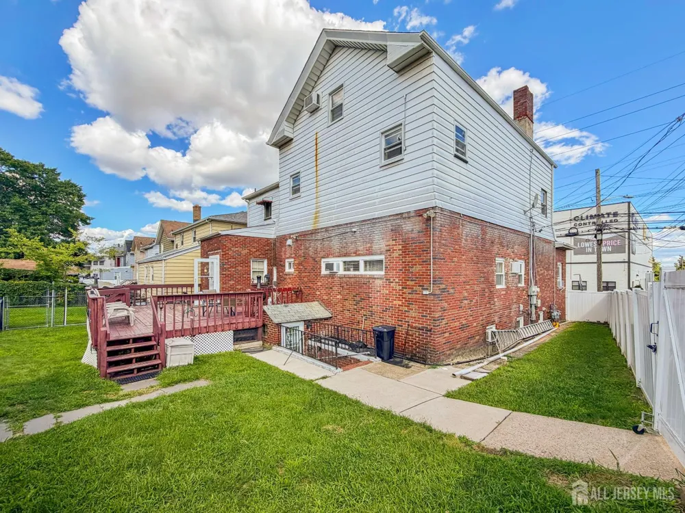 733 Schuyler Ave Avenue Lyndhurst, NJ 07071
