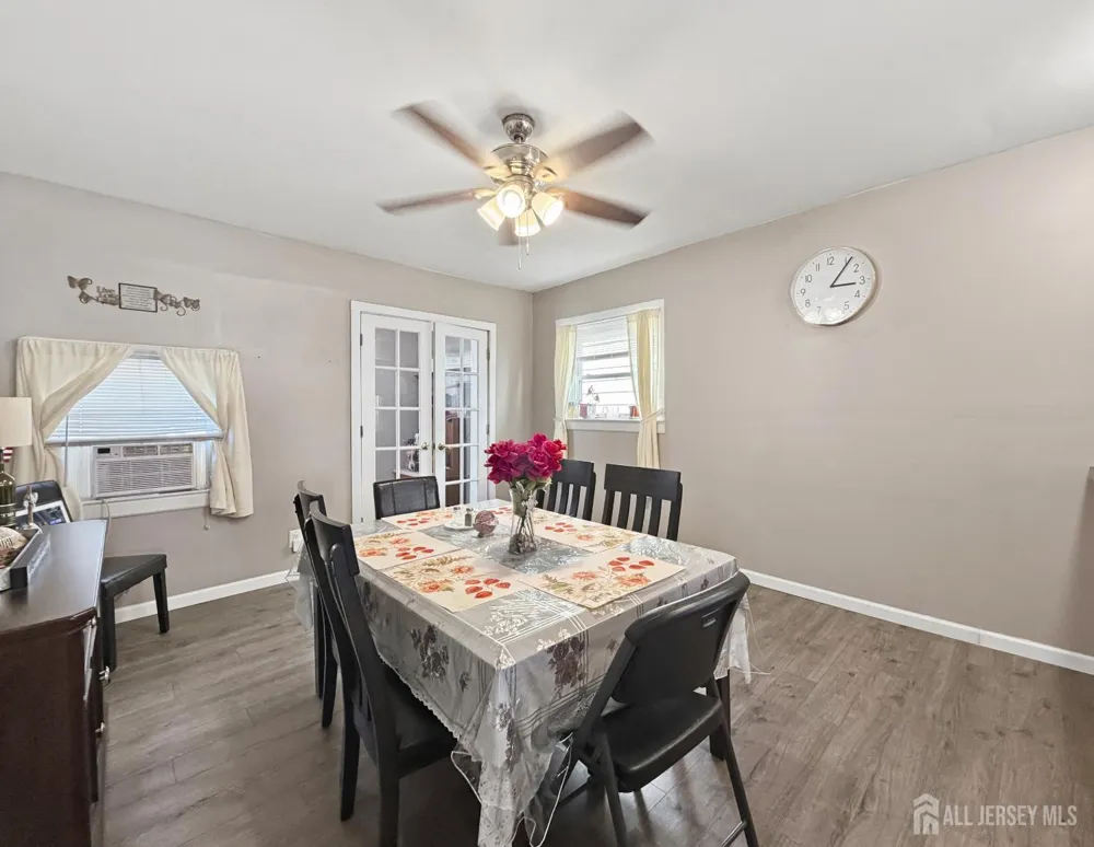 733 Schuyler Ave Avenue Lyndhurst, NJ 07071