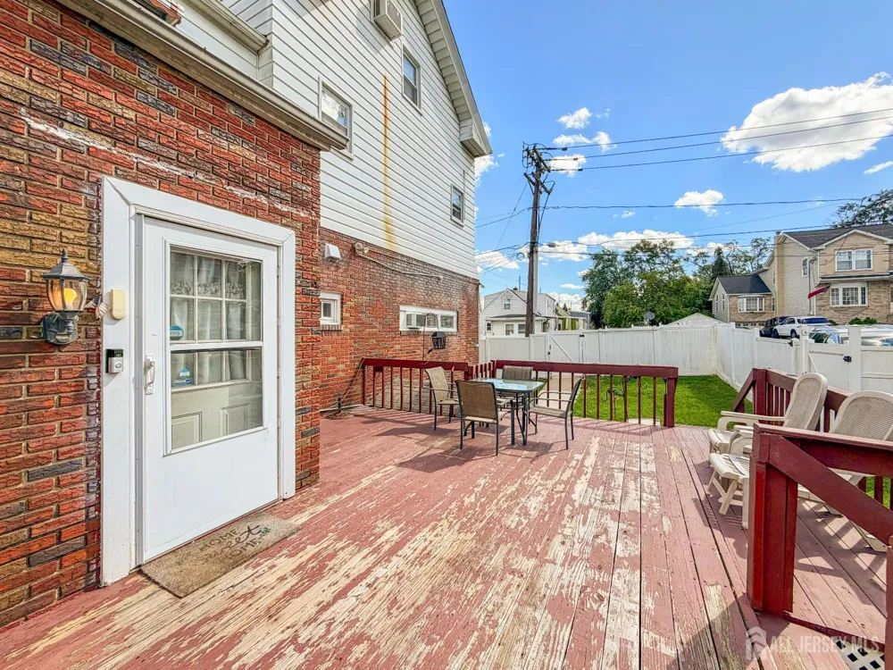 733 Schuyler Ave Avenue Lyndhurst, NJ 07071