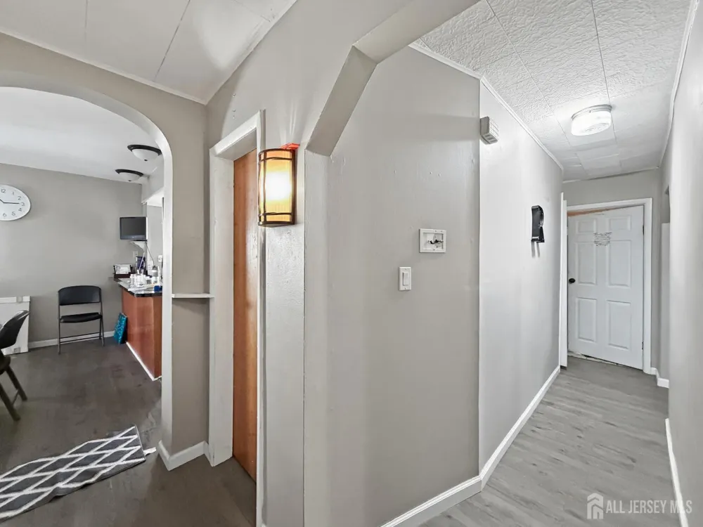 733 Schuyler Ave Avenue Lyndhurst, NJ 07071