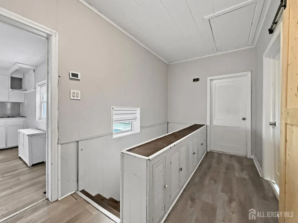 733 Schuyler Ave Avenue Lyndhurst, NJ 07071
