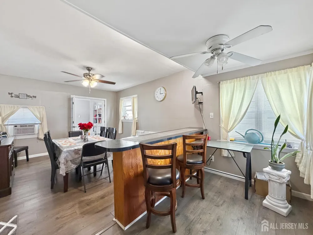 733 Schuyler Ave Avenue Lyndhurst, NJ 07071