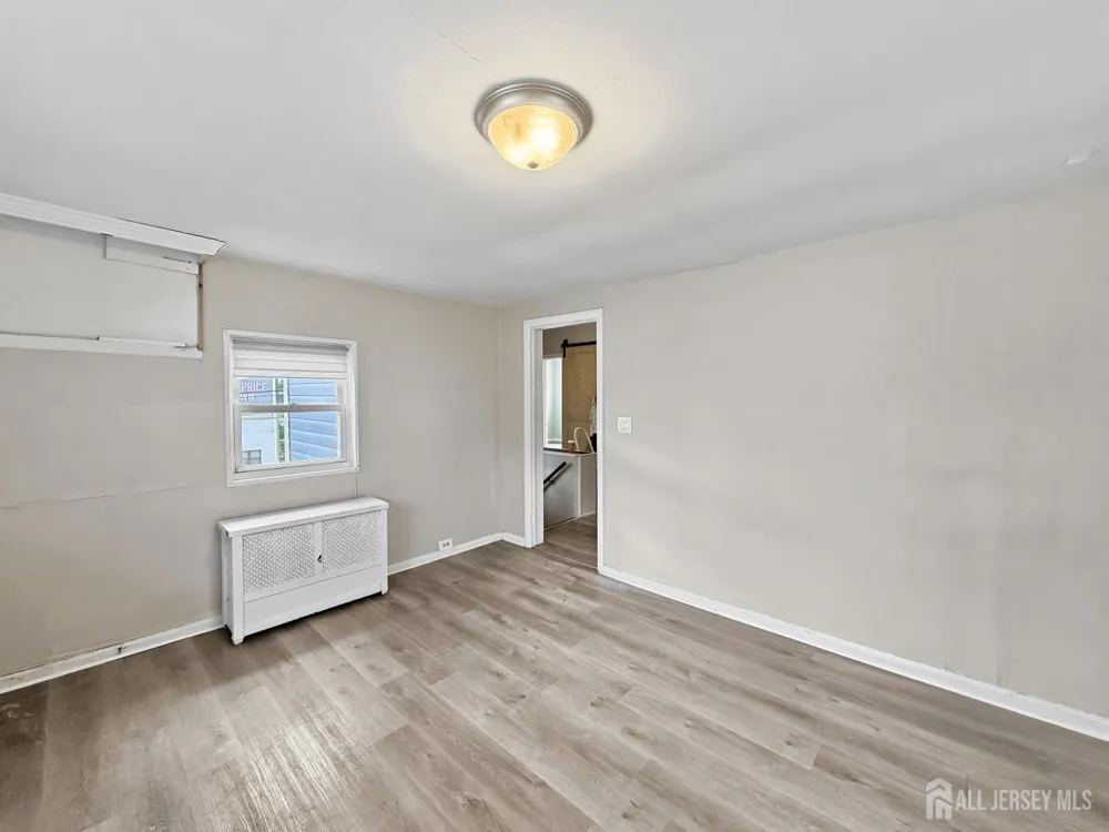 733 Schuyler Ave Avenue Lyndhurst, NJ 07071