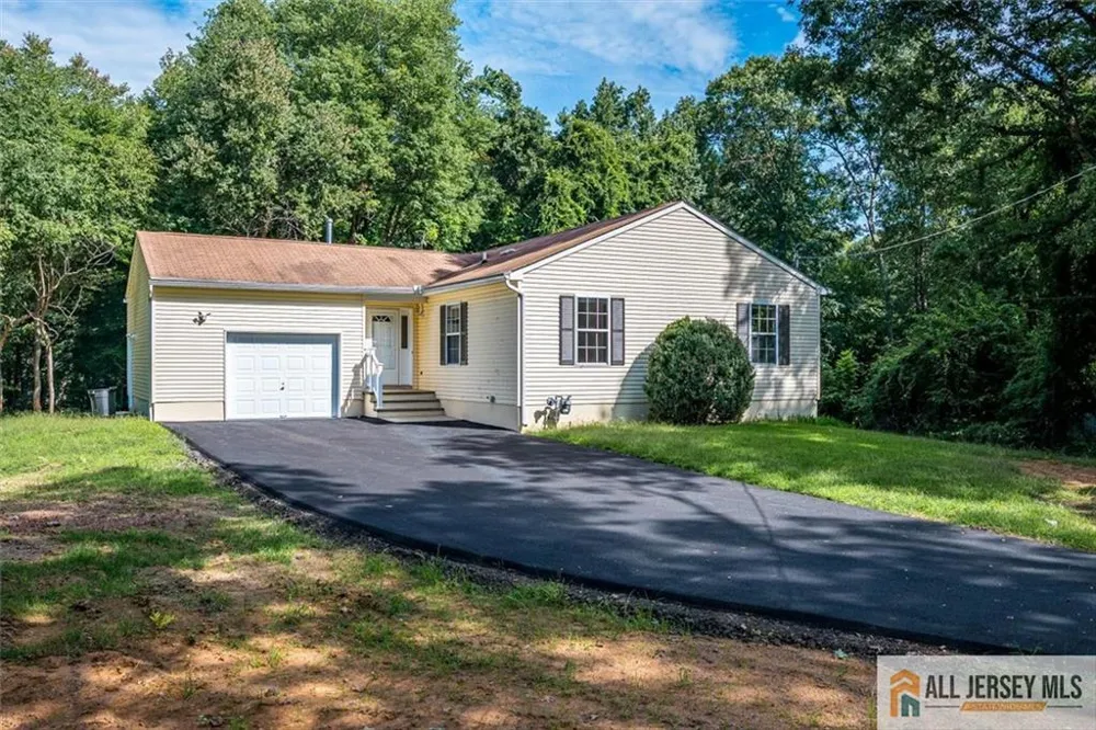 134 Old Beekman Road South Brunswick, NJ 08852