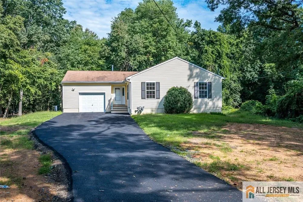 134 Old Beekman Road South Brunswick, NJ 08852