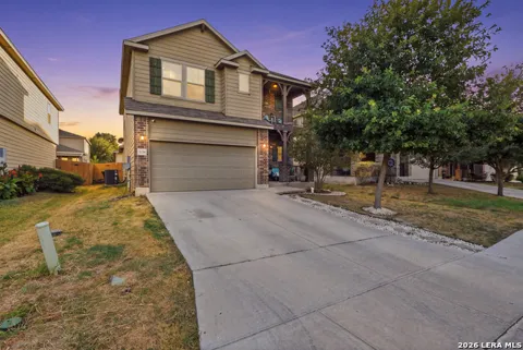 8239 Recio Oak