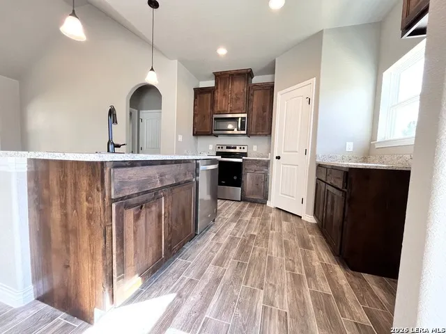 946 Cypress Dr Canyon Lake, TX 78133