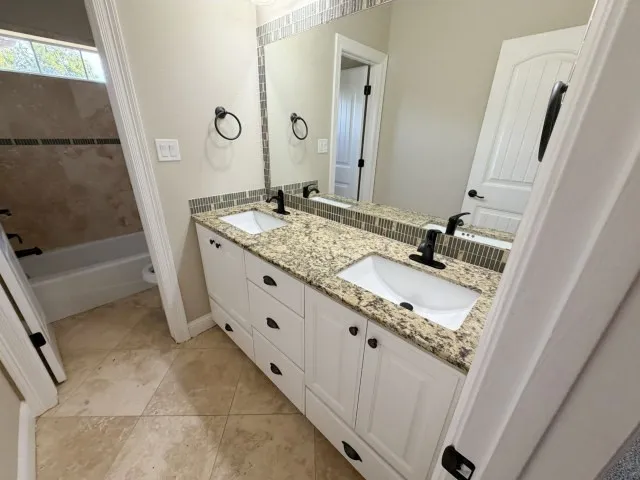 8421 Justin Avenue College Station, TX 77845