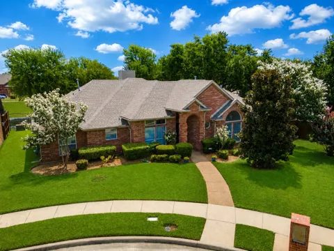 603 Sandalwood Court