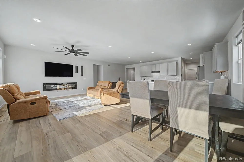 2598 Doe Ridge Way Johnstown, CO 80534