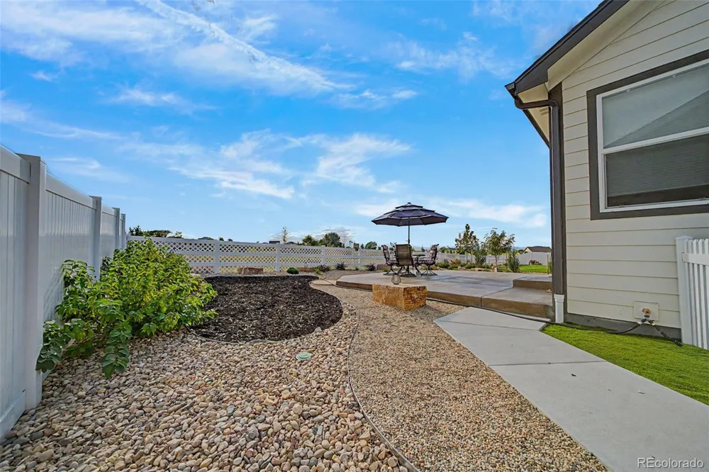 2598 Doe Ridge Way Johnstown, CO 80534