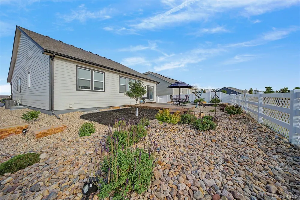 2598 Doe Ridge Way Johnstown, CO 80534