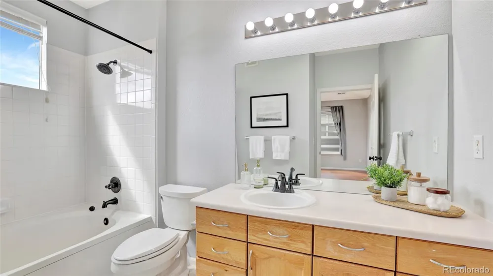 14241 E 1st Drive #308 Aurora, CO 80011