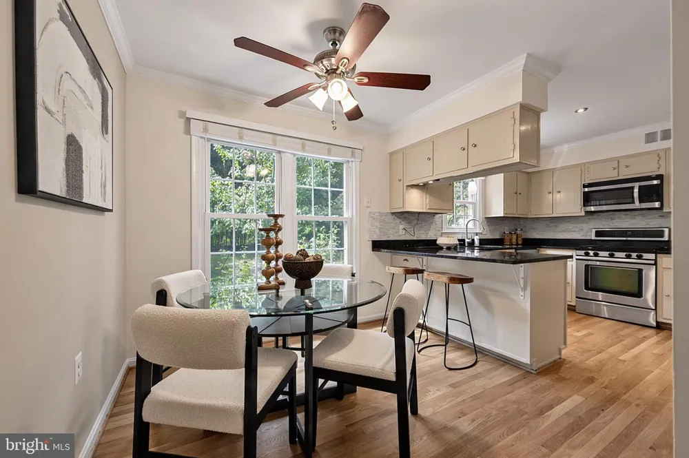 8620 YARDLEY DRIVE Alexandria, VA 22308
