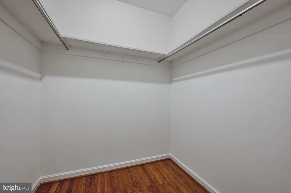 8620 YARDLEY DRIVE Alexandria, VA 22308