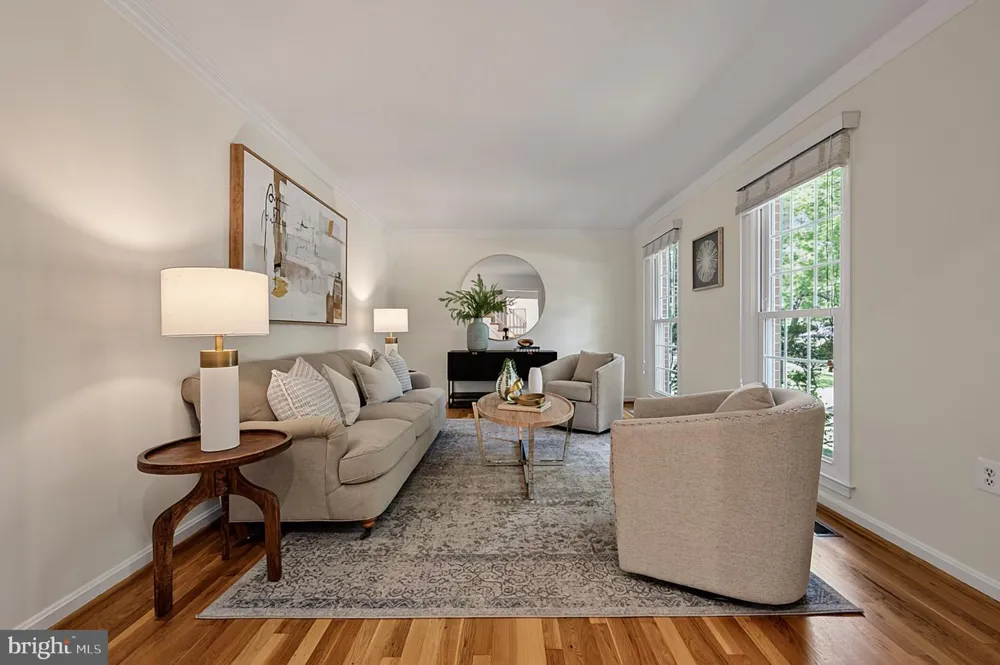8620 YARDLEY DRIVE Alexandria, VA 22308